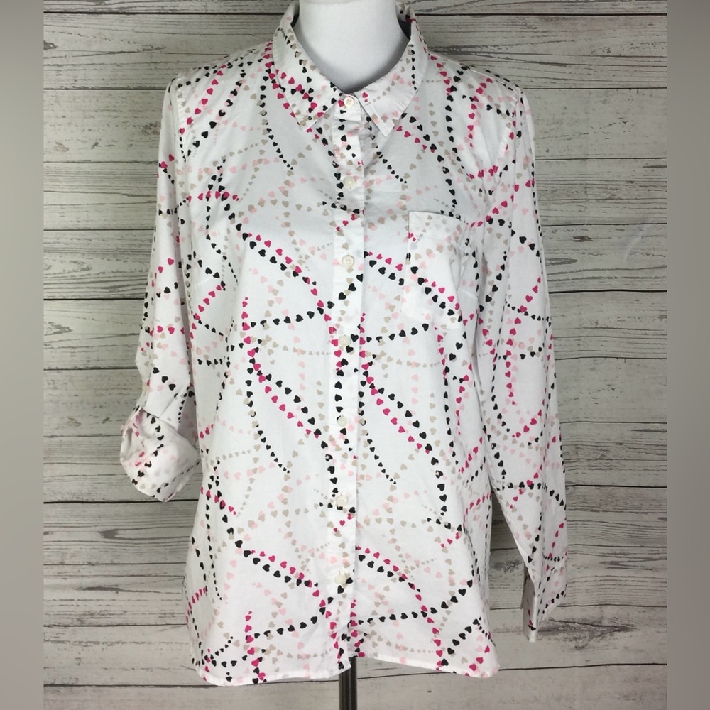 Tommy Hilfiger Women’s Spinning Hearts Cotton Roll Tab Sleeve Top